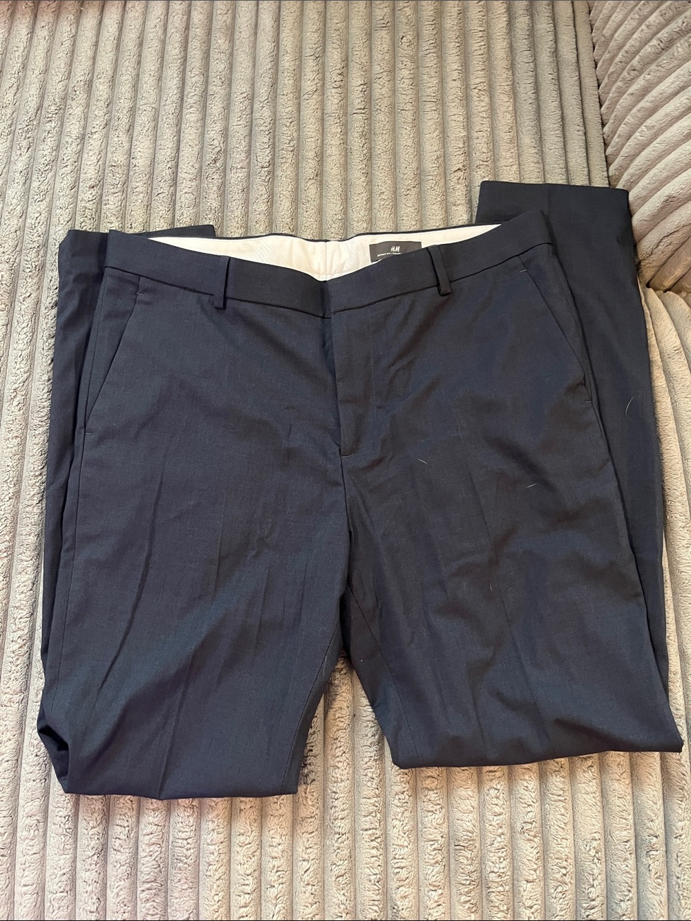 H&M Men’s Navy Blue Skinny Fit Dress Pants